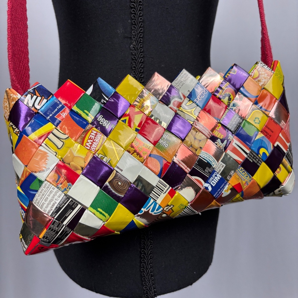 UPCYCLED Handmade Candy Wrapper Multicolored Baguette Bag 90s Y2K - Picture 10 of 16
